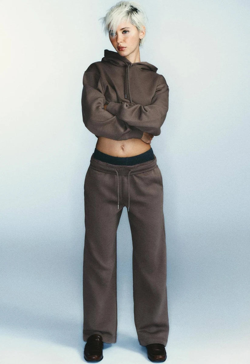 BASIC HOODIE SWEATSHIRT